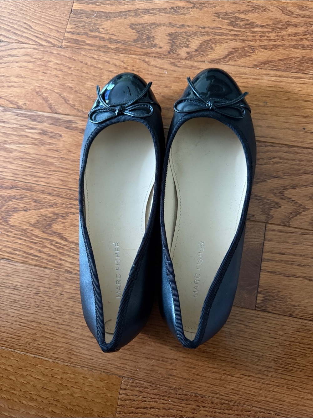 Marc Fisher ballet flats